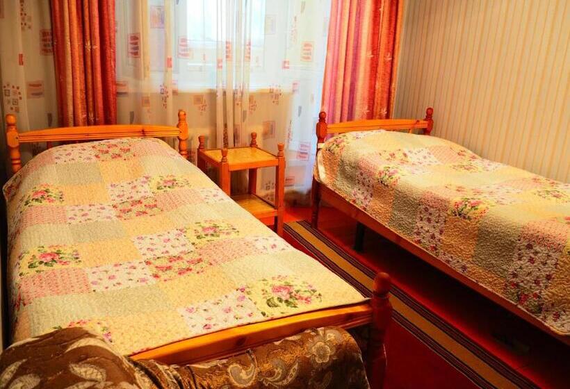 اتاق استاندارد, Baktygul Guesthouse