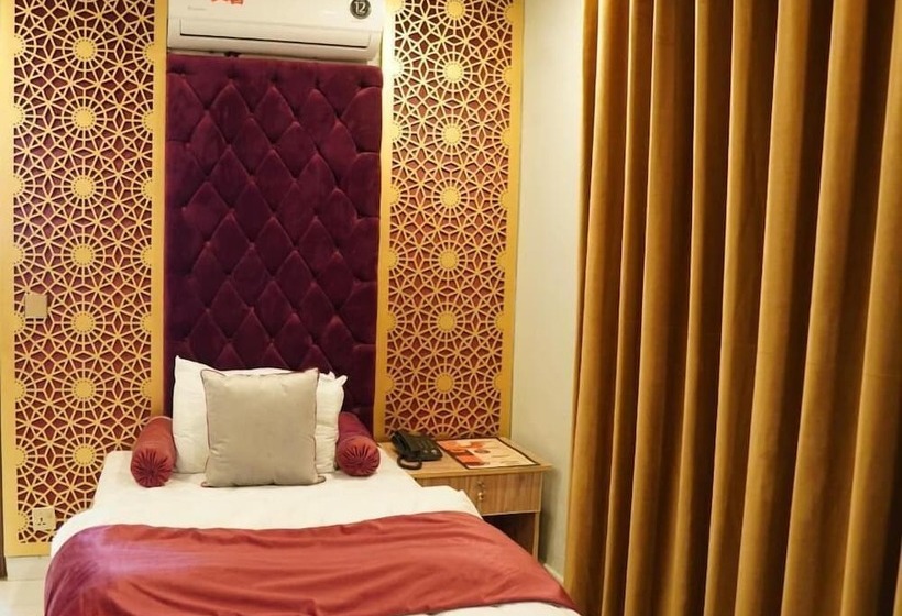 اتاق لوکس, Nuva