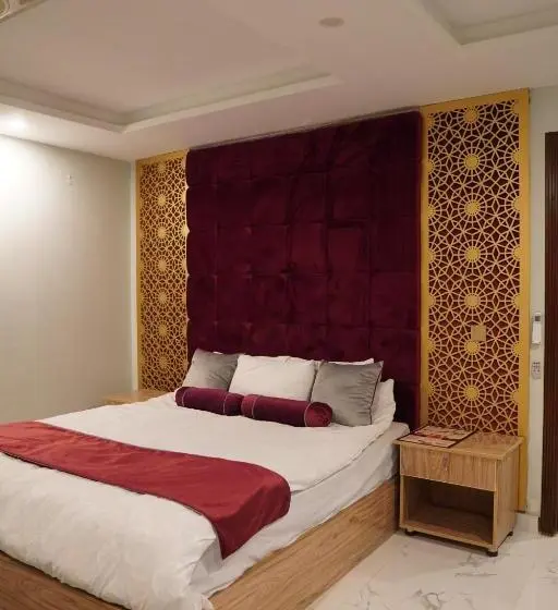 اتاق لوکس, Nuva