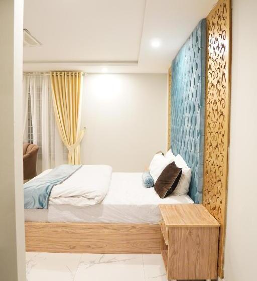 اتاق لوکس, Nuva