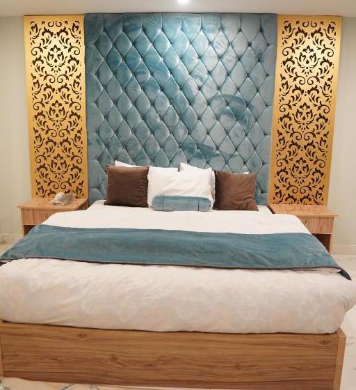اتاق لوکس, Nuva
