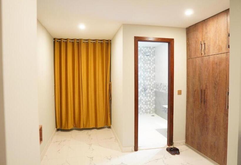 اتاق استاندارد, Nuva