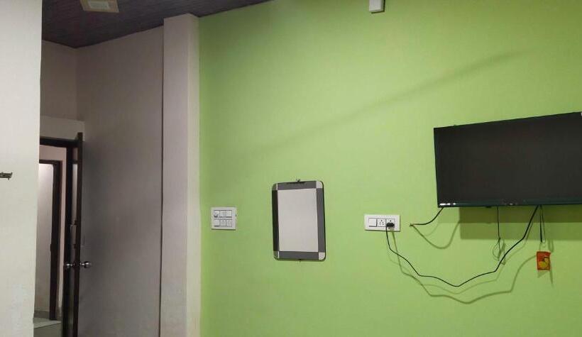 트리플 클래식 룸, Oyo 89839  Mohani Inn And Banquet