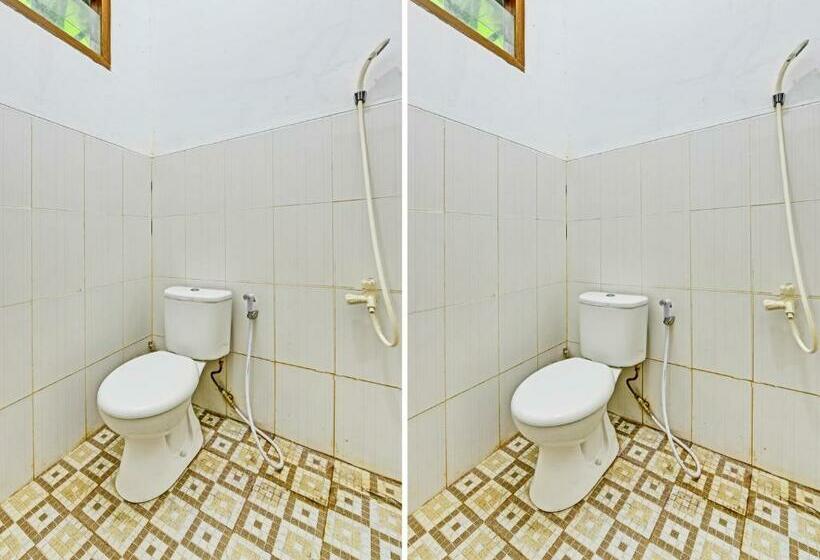 Ekonomik Oda, Spot On 91372 Wisma Bulin