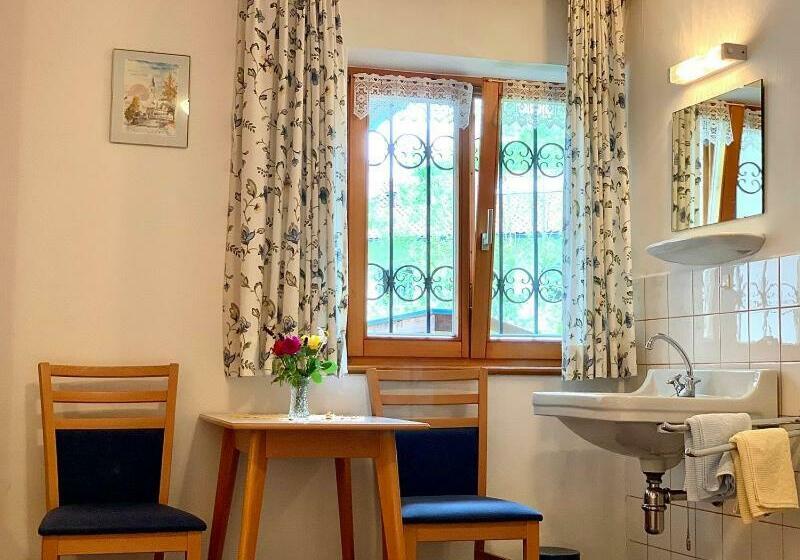 스탠다드 룸, Haus Jagerer