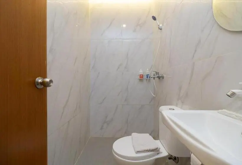 デラックスルーム, Sans Hotel Suryakencana Bogor