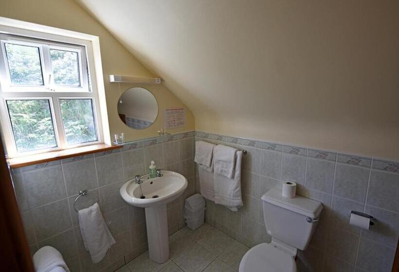 غرفة قياسية ثلاثية, Fishermans Village With Sea Views