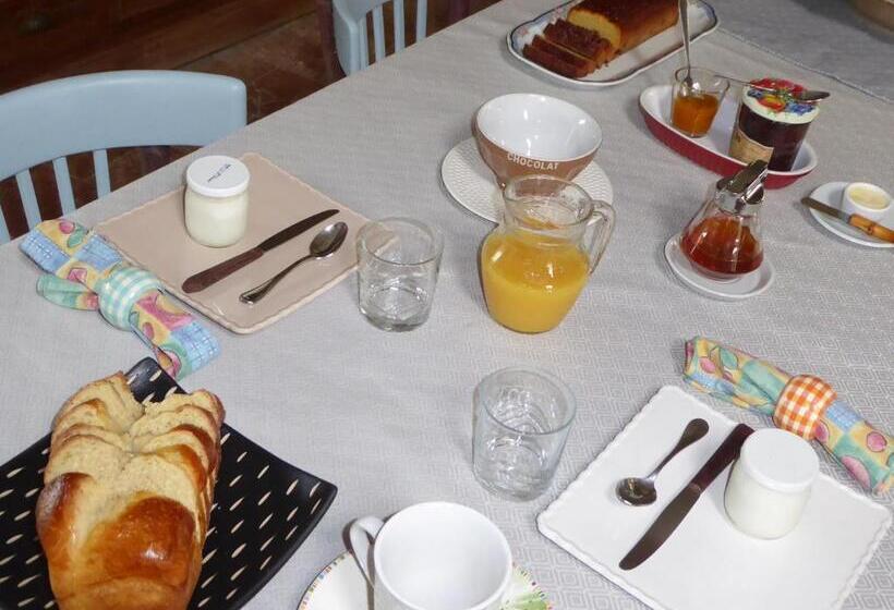 ガーデンビュースタンダードルーム, Le Clos De La Pinsonnière