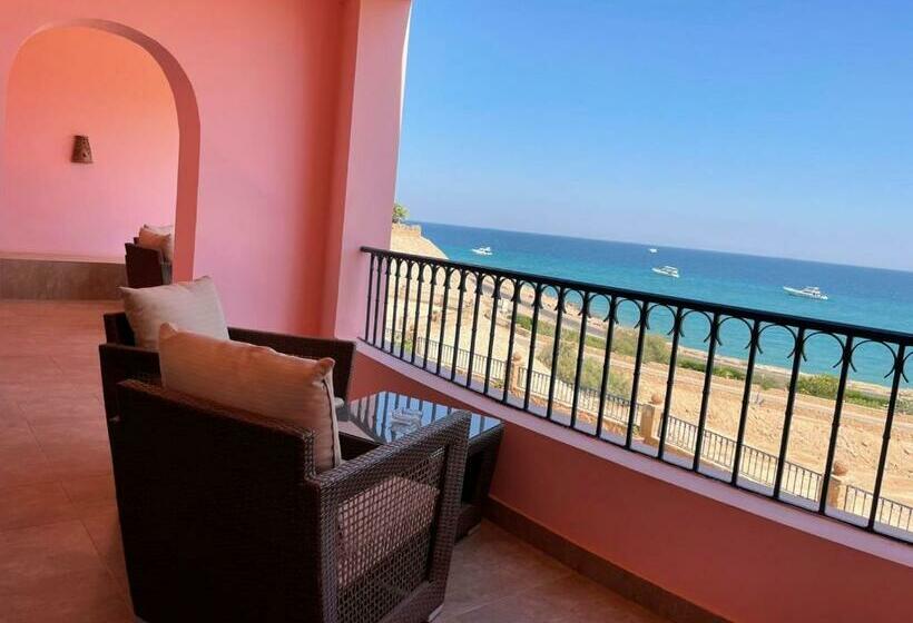 سوییت جونیور با چشم‌انداز دریا, La Siesta Hotel Al Sokhna