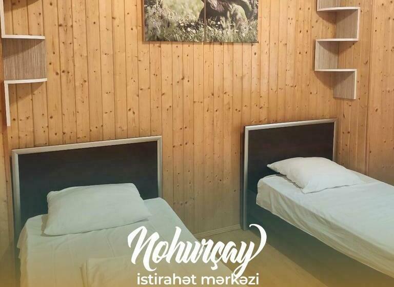 اتاق خانوادگی, Nohurçay Family Holiday