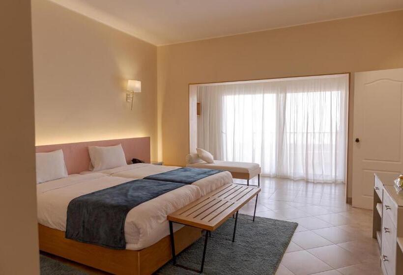 اتاق لوکس با چشم‌انداز دریا, La Siesta Hotel Al Sokhna