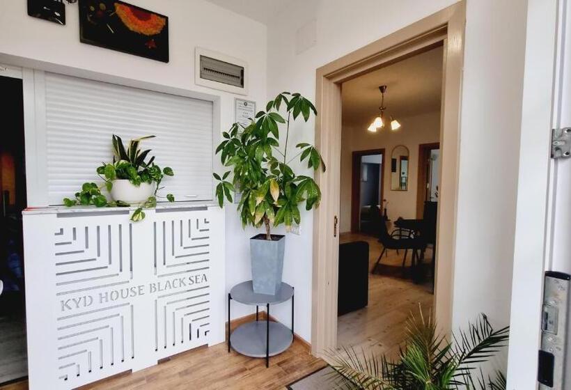 带1个卧室的豪华公寓, Kyd House