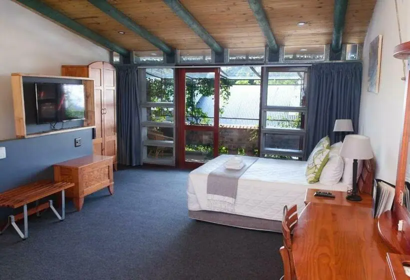 スタンダードルーム, Stratfords Guesthouse And Conference Venue