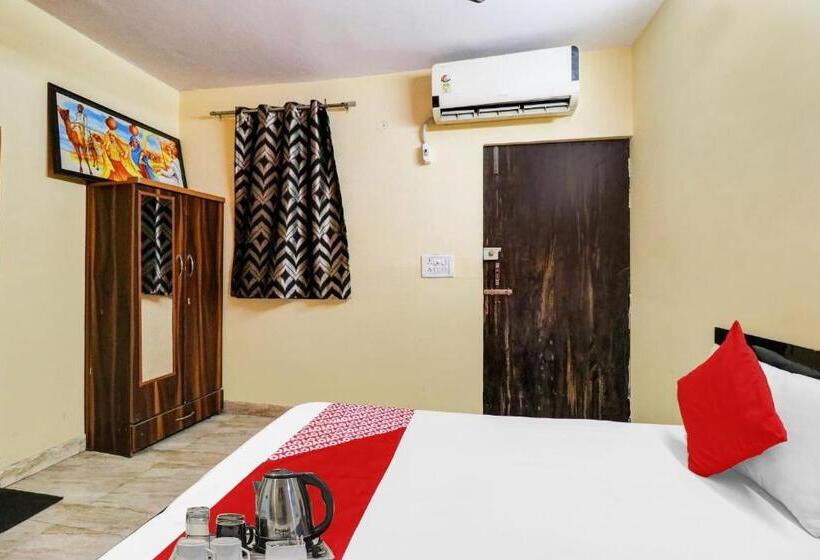 トリプルクラシックルーム, Oyo 90747 Dream Palace