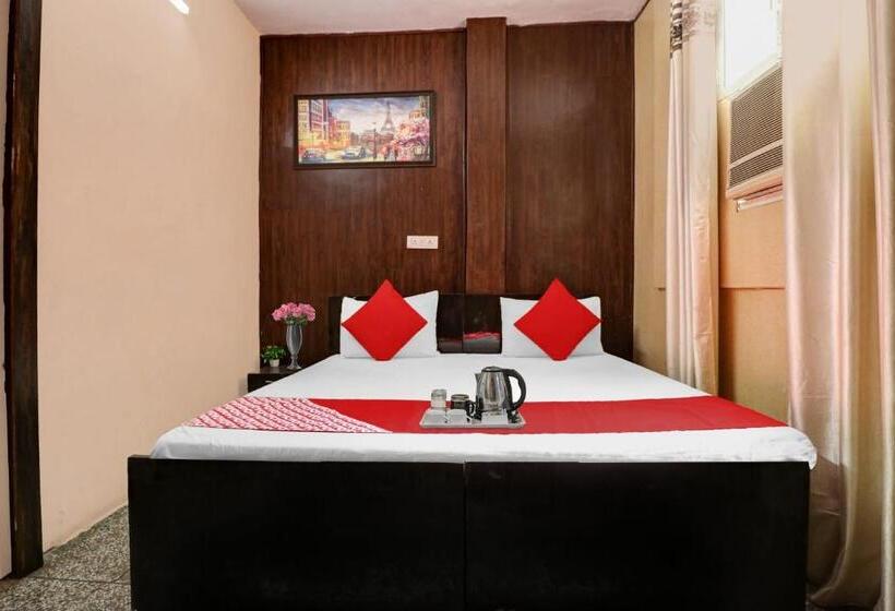 トリプルクラシックルーム, Oyo 90747 Dream Palace