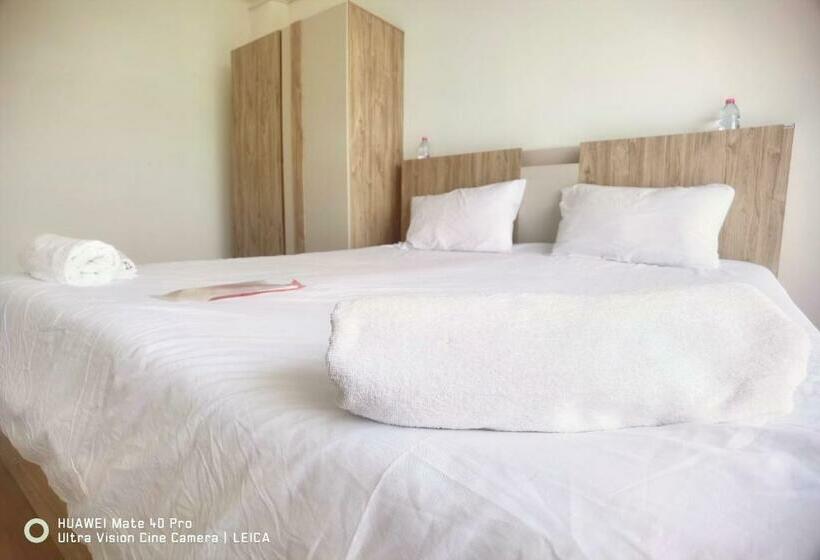 带共用浴室的标准房间, 115 Townhouse