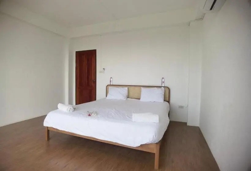 ２ベッドルームハウス, 115 Townhouse