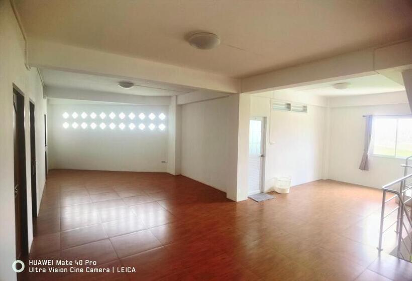 带1个卧室的高档别墅, 115 Townhouse