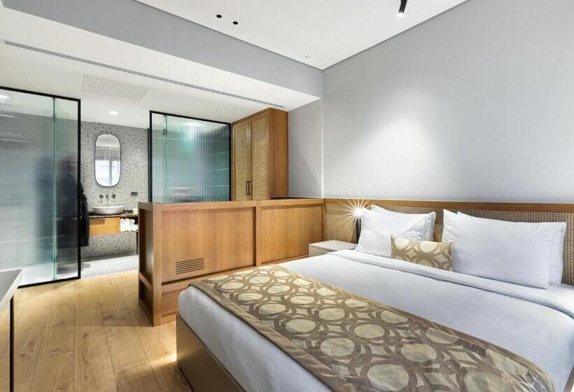 اتاق لوکس با بالکن, Galata Rasso