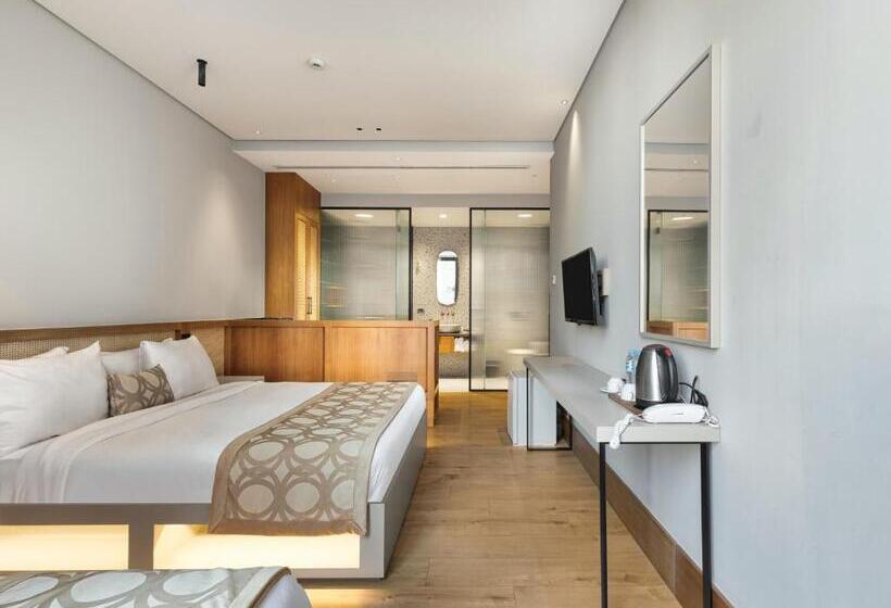 اتاق استاندارد سه تخته با بالکن, Galata Rasso