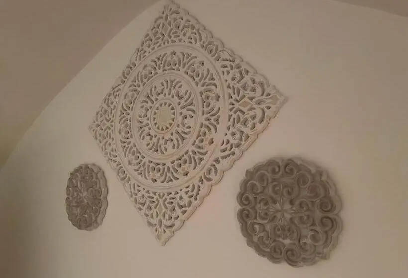 سوییت خانوادگی, Le Dimore Del Portico