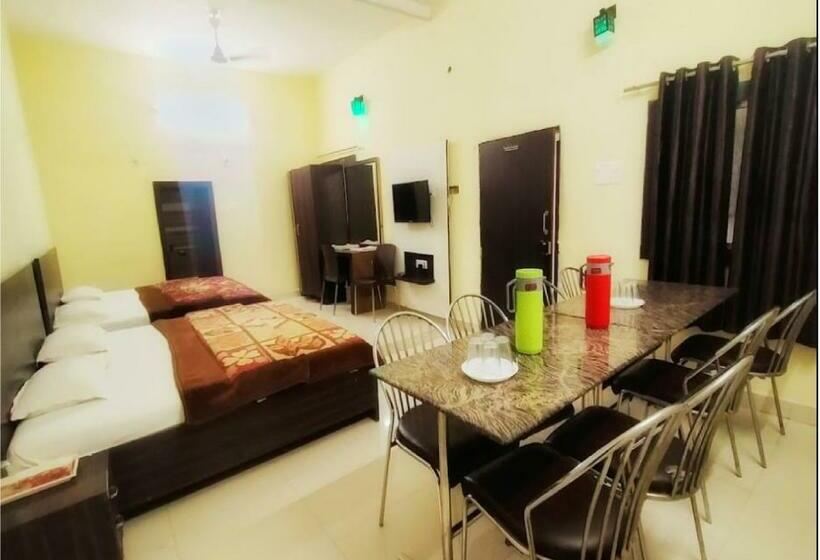 スタンダードルーム, Svarnima By Wb Inn