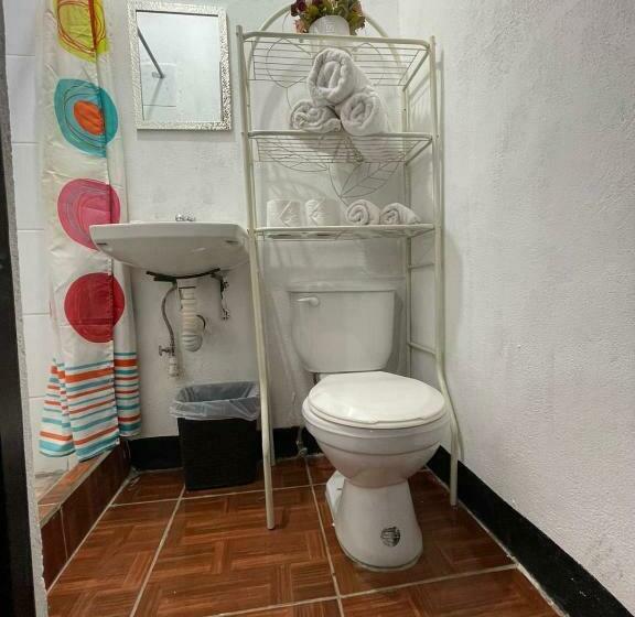 اتاق استاندارد, Judys Home Bed And Breakfast