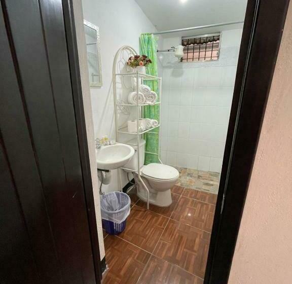 اتاق استاندارد, Judys Home Bed And Breakfast