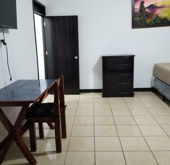 اتاق استاندارد, Judys Home Bed And Breakfast