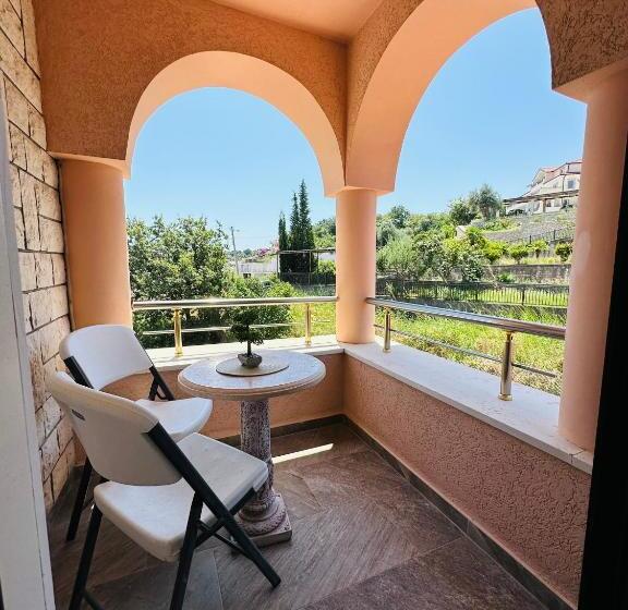 آپارتمان لوکس 1 خوابه, Luxury Villa Ulcinj