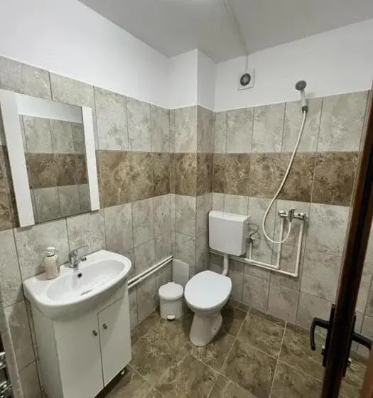 スタンダードルーム, Casa Tibi și Nico