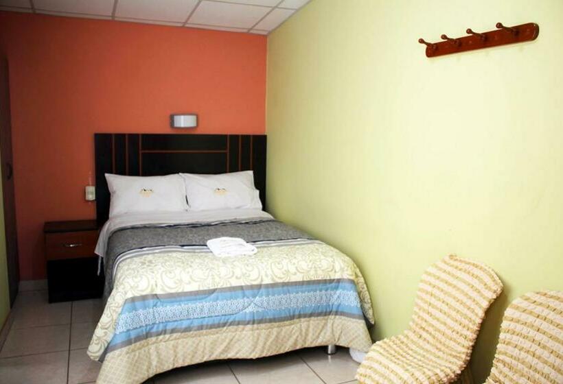 اتاق استاندارد یک نفره, Monthañas Cajamarca