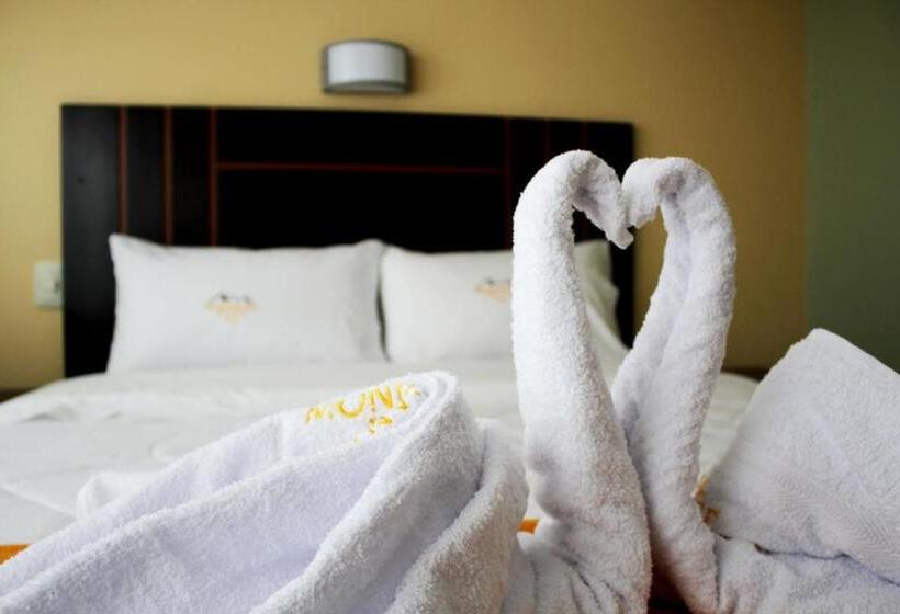 اتاق استاندارد, Monthañas Cajamarca