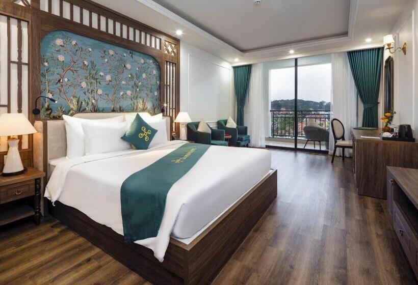 اتاق استاندارد با تخت بزرگ, Da Lat Prince