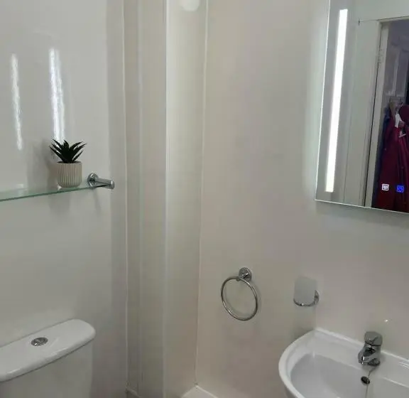 اتاق لوکس, Calm Sea Guesthouse