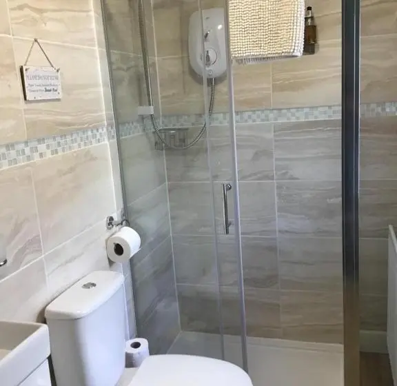 اتاق خانوادگی, Calm Sea Guesthouse