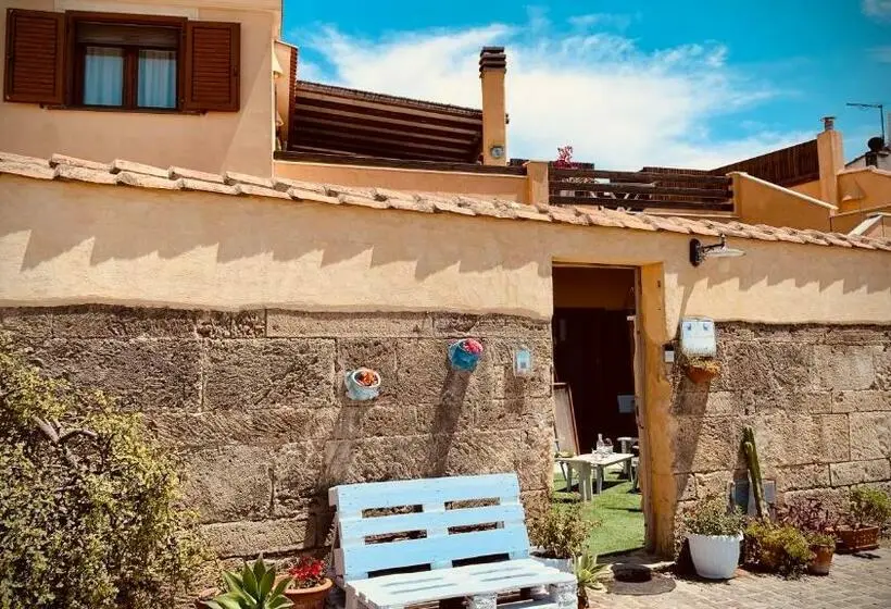 レイクビュースタンダードルーム, B&b Domo La Laguna
