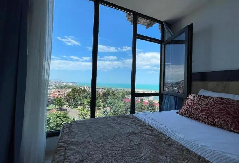 اتاق سه نفره دلوکس با چشم‌انداز دریا, Hann Otel