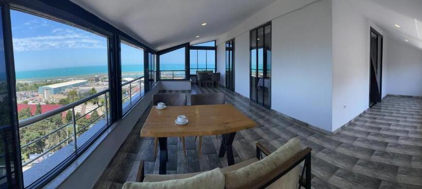 带阳台套房, Hann Otel