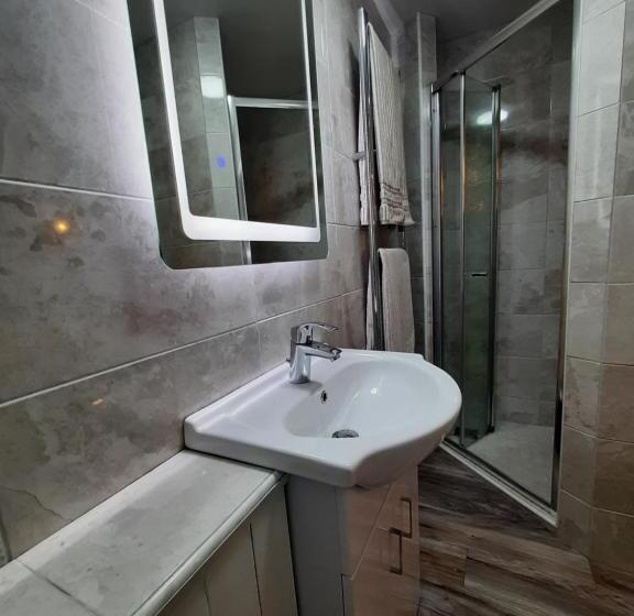 Номер Стандарт Вид на Море, Highlander House B&b