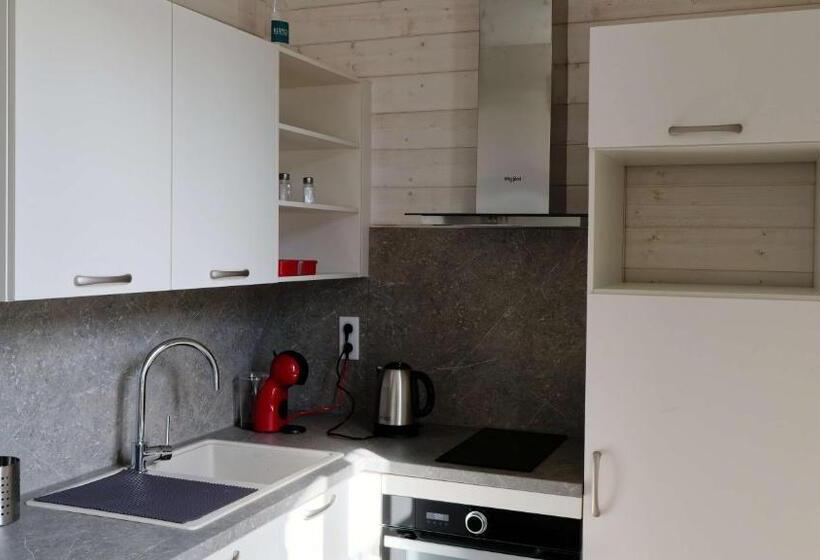 스탠다드 룸 풀장 전망, La Source Du Touron