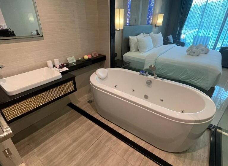 Люкс Кровать Кинг, The Tj Hotel Jomtien