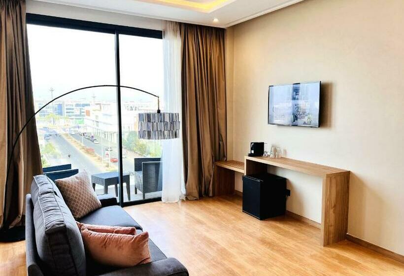 高级套房, Dominium