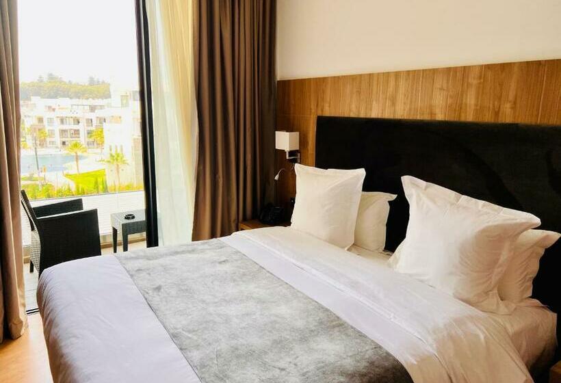 스탠다드 룸 풀장 전망, Dominium