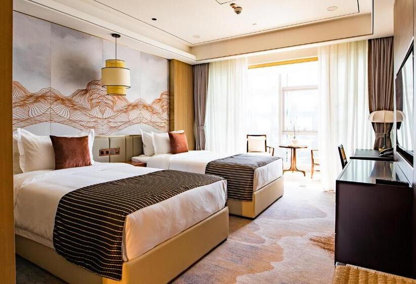 اتاق لوکس, Lds Hotel Belgrade