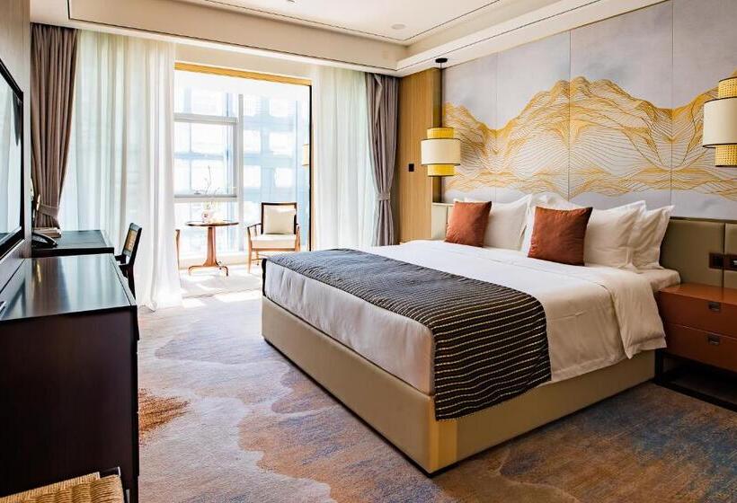 اتاق لوکس, Lds Hotel Belgrade