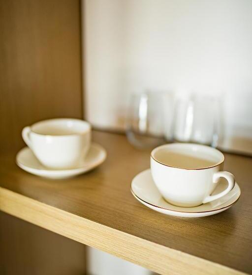 اتاق لوکس, Lds Hotel Belgrade