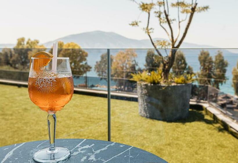 Номер Deluxe Вид на Море, Mazarine Hotel, Vlorë, Albania
