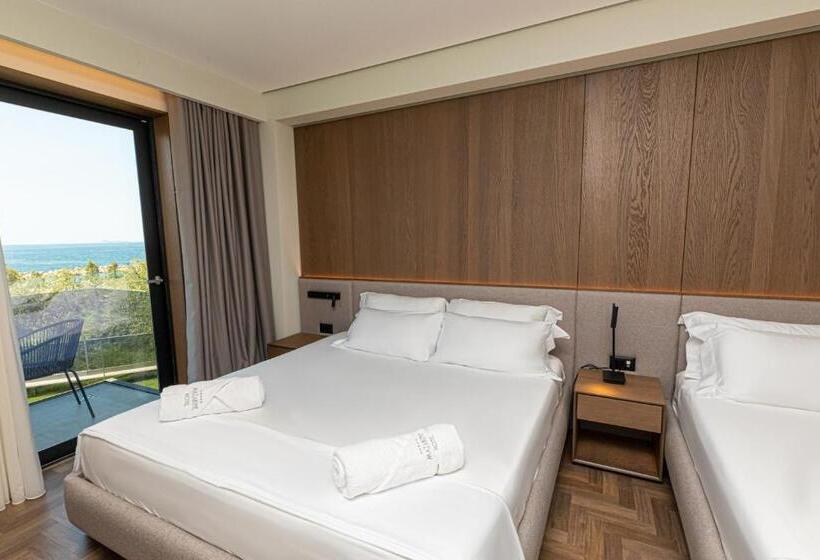 Трехместный Superior Вид на Море, Mazarine Hotel, Vlorë, Albania