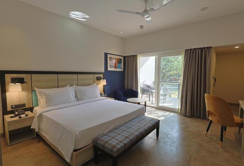 חדר סטנדרט עם מיטת קינג, Voco Jim Corbett, An Ihg